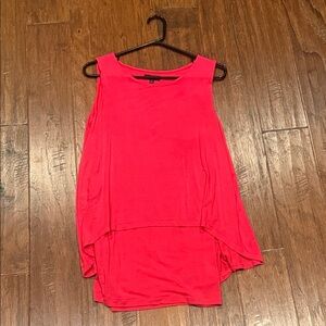 XS THE LIMITED DARK PINK SLEEVELESS TOP